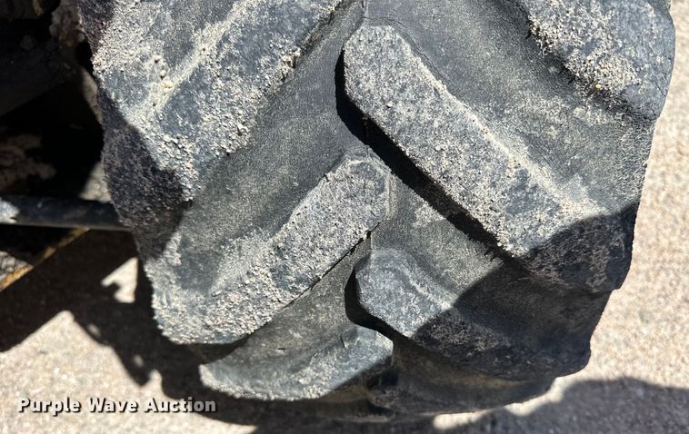 image for item OE9186 2007 JLG 260MRT scissor lift