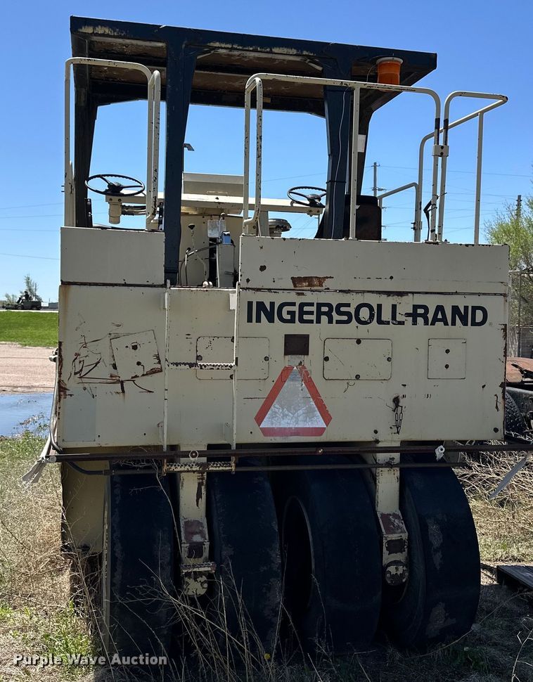 image for item OE9187 Ingersoll Rand  PT-250R pneumatic roller