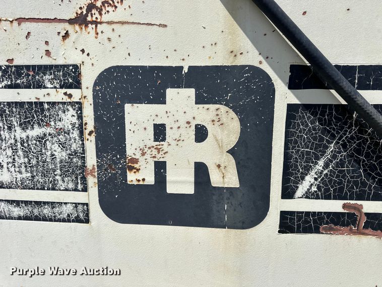 image for item OE9187 Ingersoll Rand  PT-250R pneumatic roller