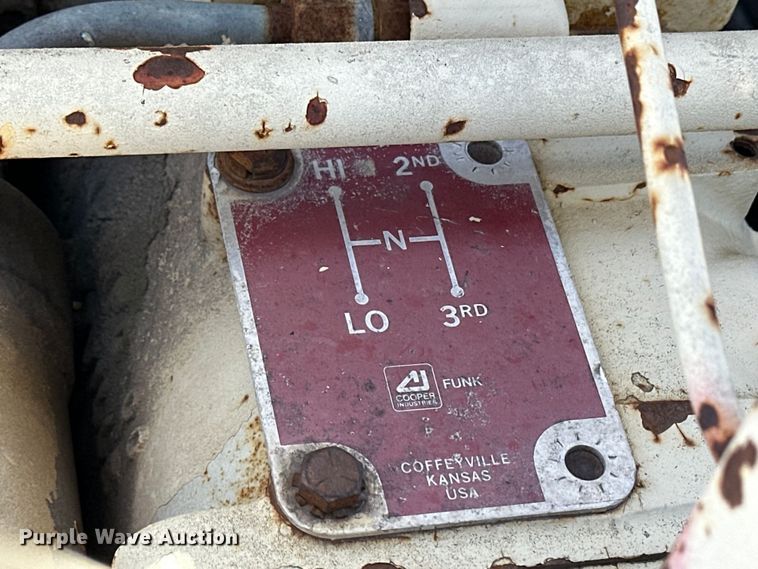 image for item OE9187 Ingersoll Rand  PT-250R pneumatic roller