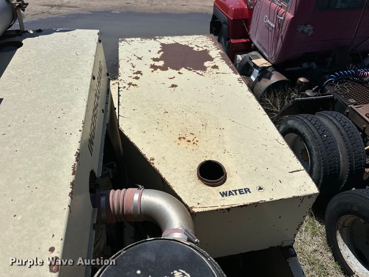 image for item OE9187 Ingersoll Rand  PT-250R pneumatic roller