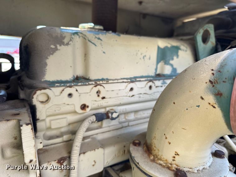 image for item OE9187 Ingersoll Rand  PT-250R pneumatic roller