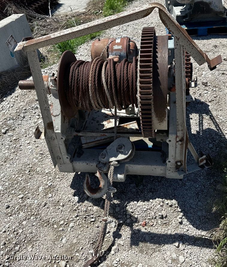 image for item OE9189 (2) railcar pullers