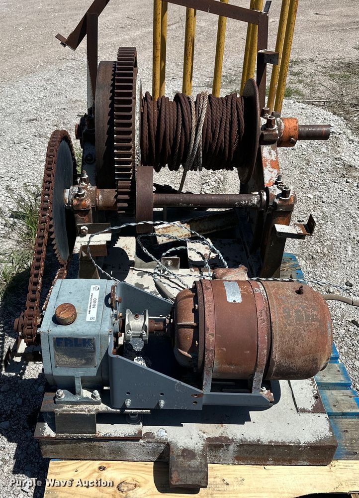 image for item OE9189 (2) railcar pullers