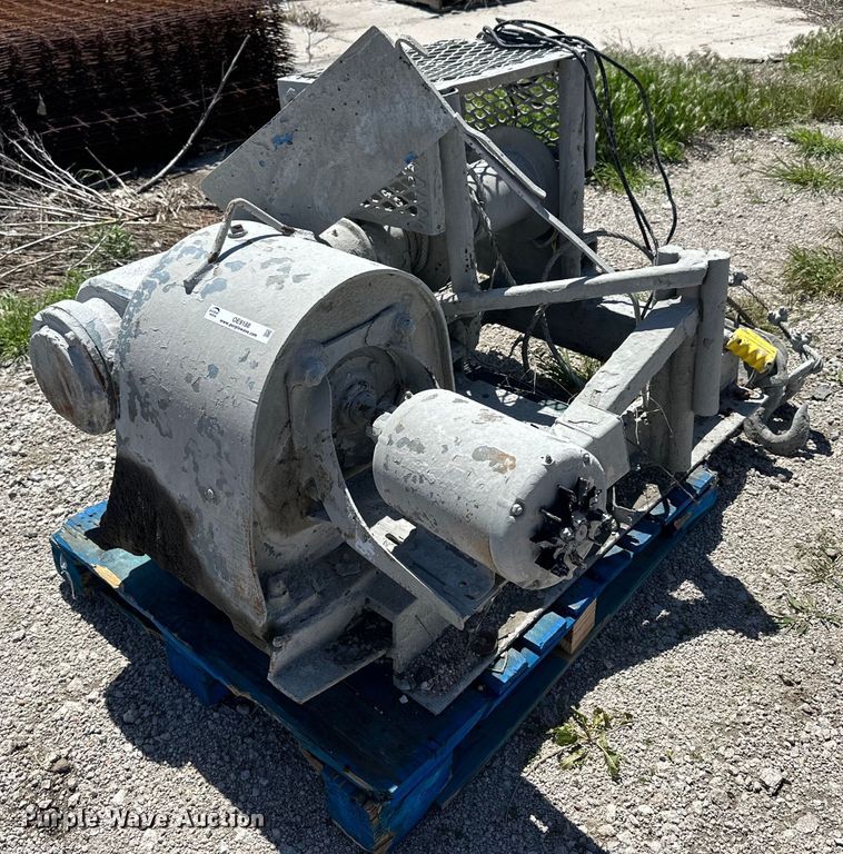 image for item OE9189 (2) railcar pullers