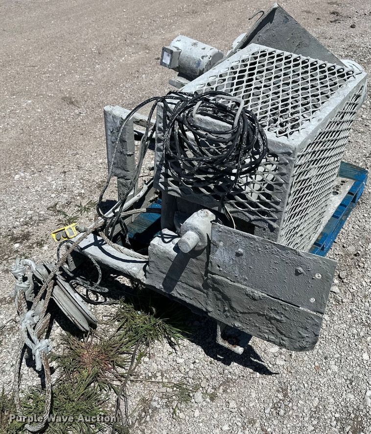 image for item OE9189 (2) railcar pullers