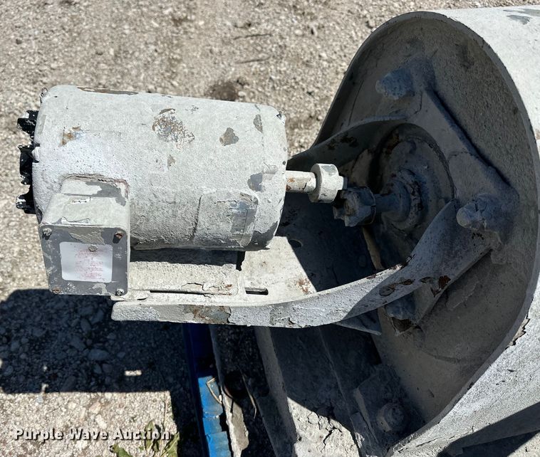 image for item OE9189 (2) railcar pullers