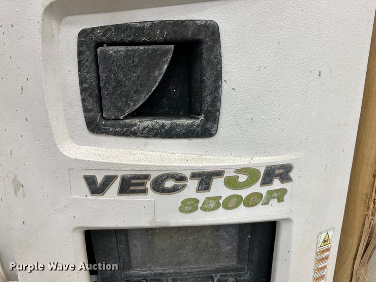 image for item OE9193 Carrier  Vector 8500R refrigeration unit