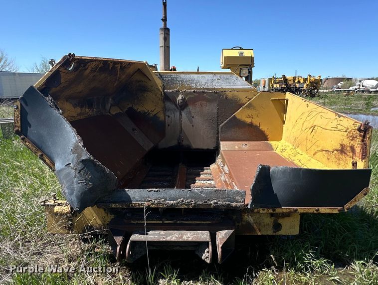 image for item OE9194 2000 Caterpillar  AP-650B paver