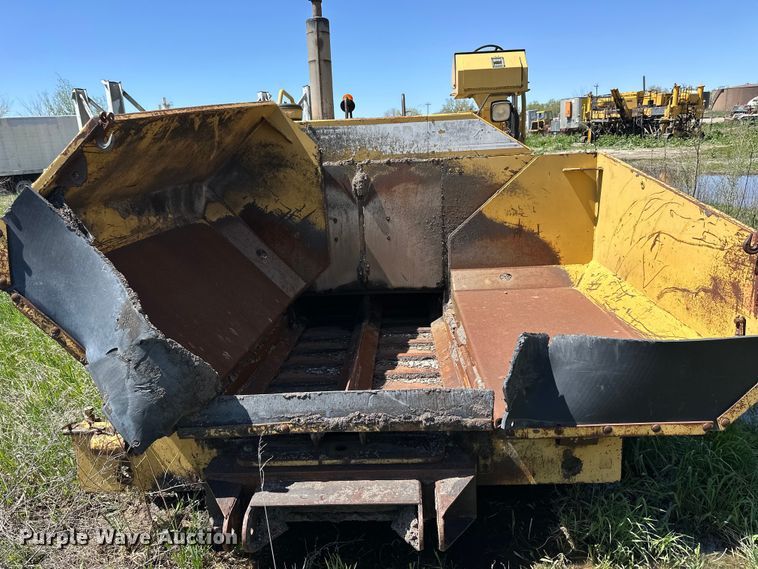 image for item OE9194 2000 Caterpillar  AP-650B paver