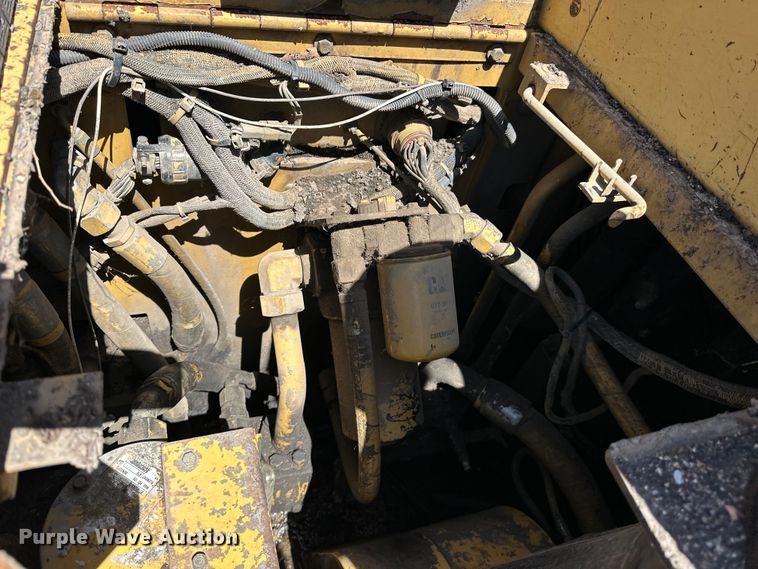 image for item OE9194 2000 Caterpillar  AP-650B paver