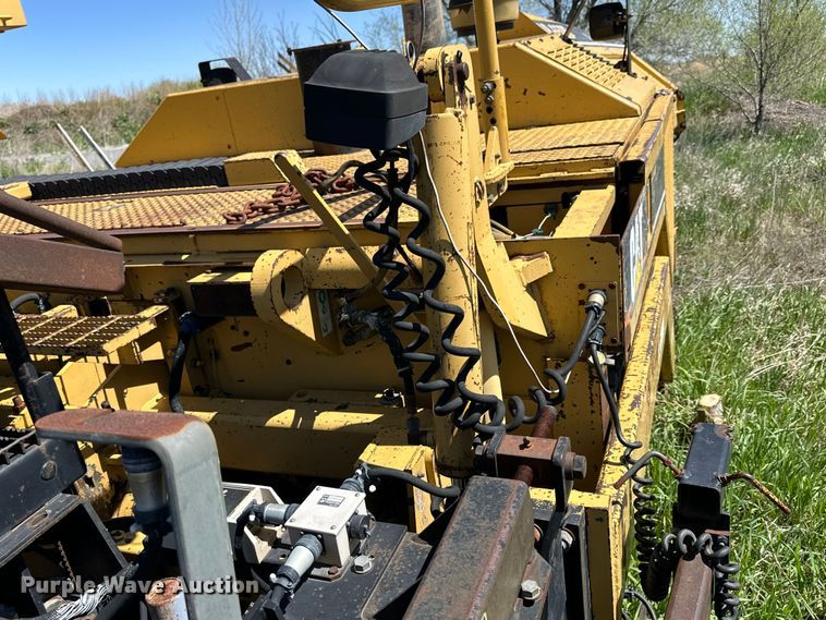 image for item OE9194 2000 Caterpillar  AP-650B paver