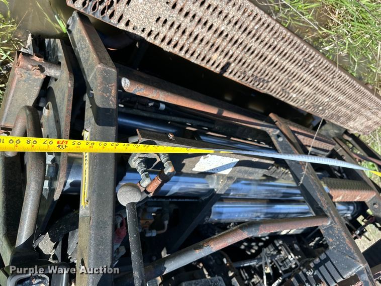 image for item OE9194 2000 Caterpillar  AP-650B paver