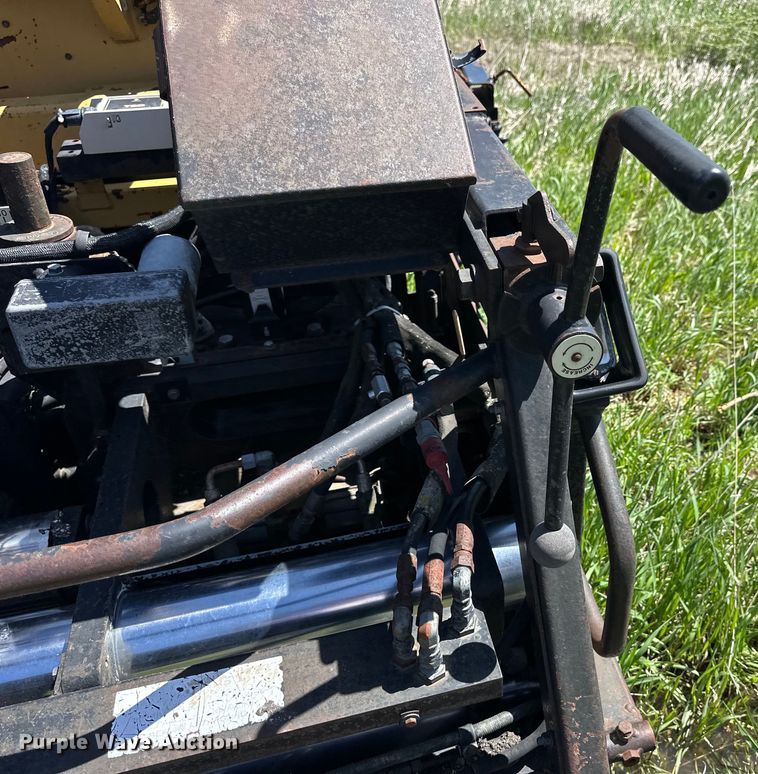 image for item OE9194 2000 Caterpillar  AP-650B paver