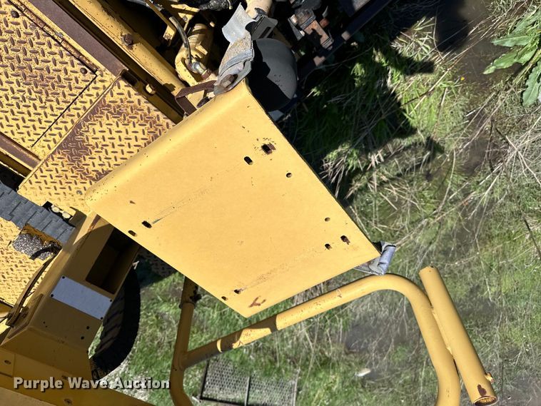 image for item OE9194 2000 Caterpillar  AP-650B paver