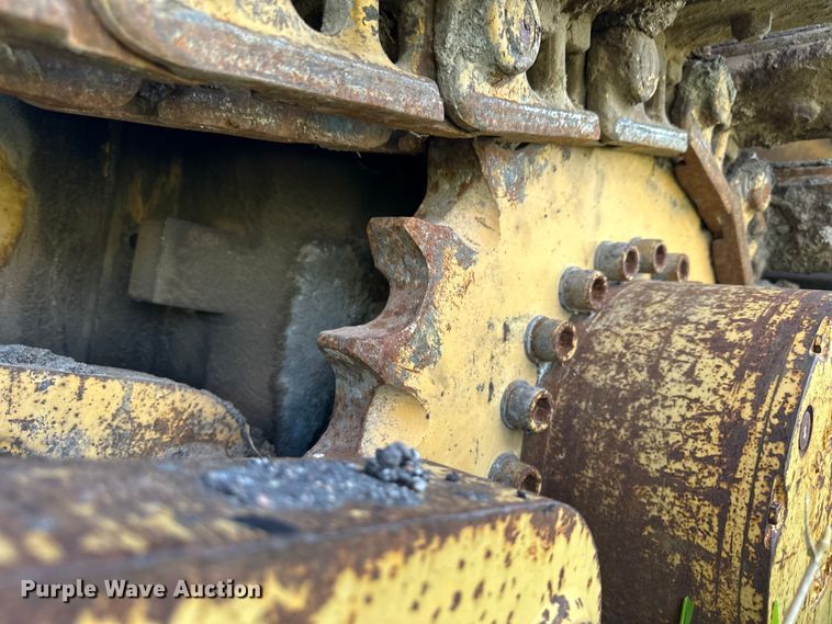 image for item OE9194 2000 Caterpillar  AP-650B paver