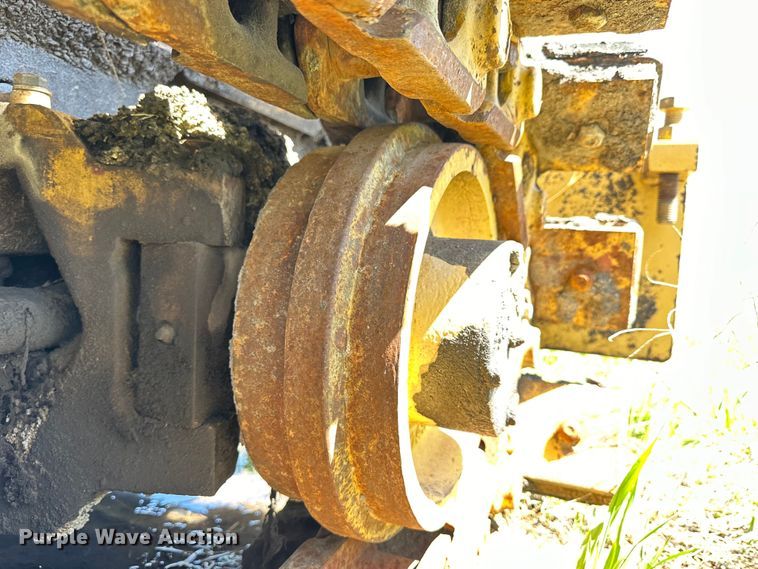 image for item OE9194 2000 Caterpillar  AP-650B paver