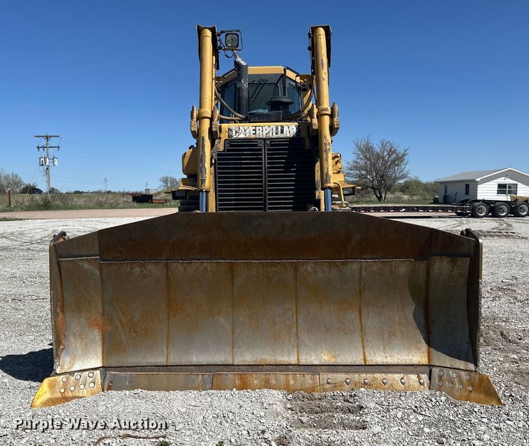 image for item OE9196 2000 Caterpillar  D7R dozer