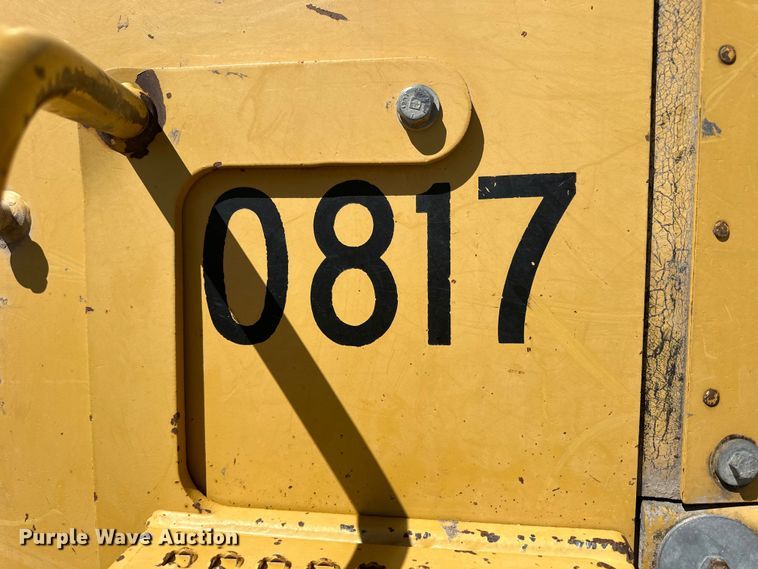 image for item OE9196 2000 Caterpillar  D7R dozer