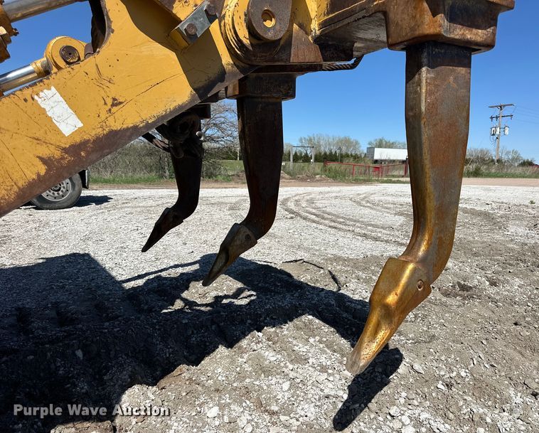 image for item OE9196 2000 Caterpillar  D7R dozer