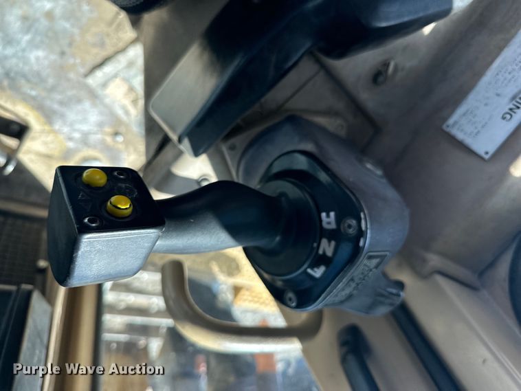 image for item OE9196 2000 Caterpillar  D7R dozer