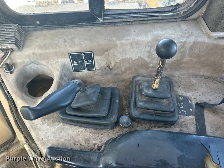 image for item OE9196 2000 Caterpillar  D7R dozer