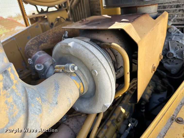 image for item OE9196 2000 Caterpillar  D7R dozer