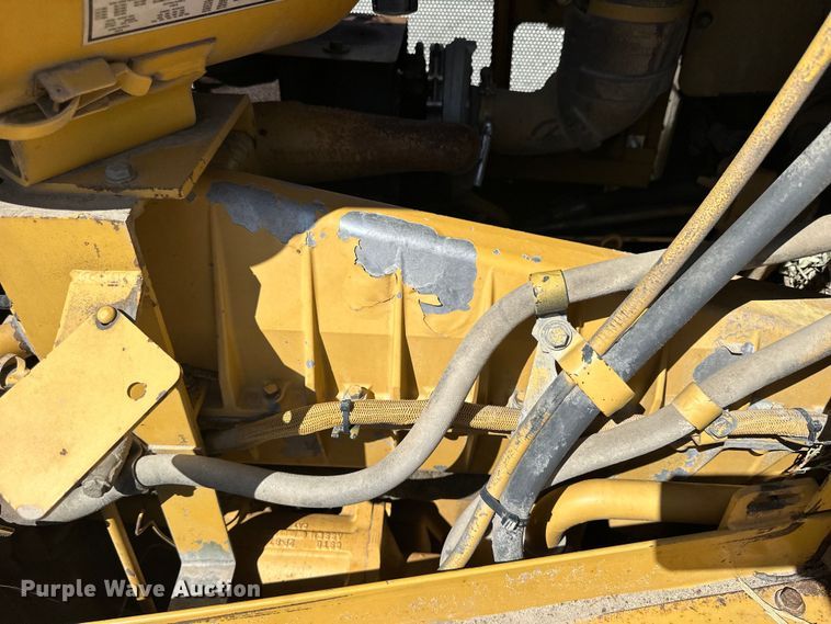 image for item OE9196 2000 Caterpillar  D7R dozer