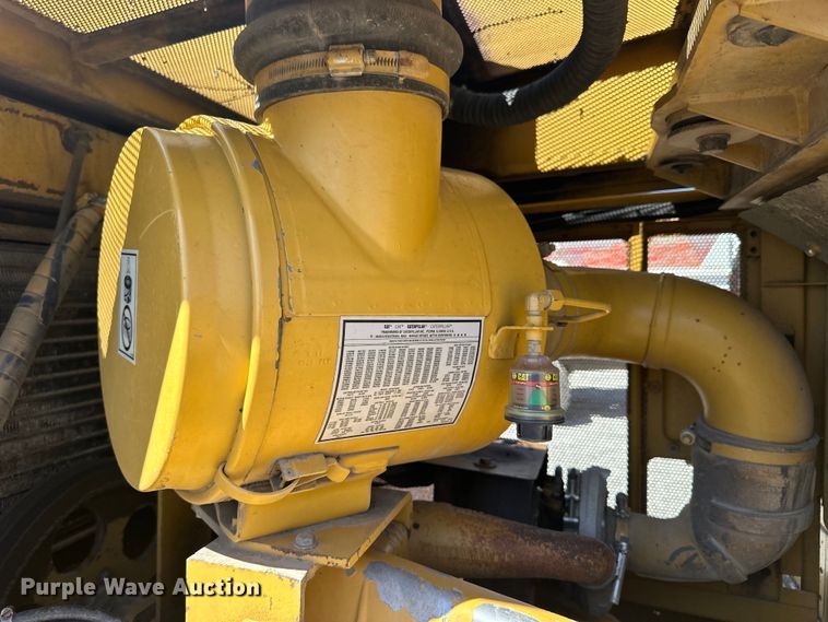 image for item OE9196 2000 Caterpillar  D7R dozer