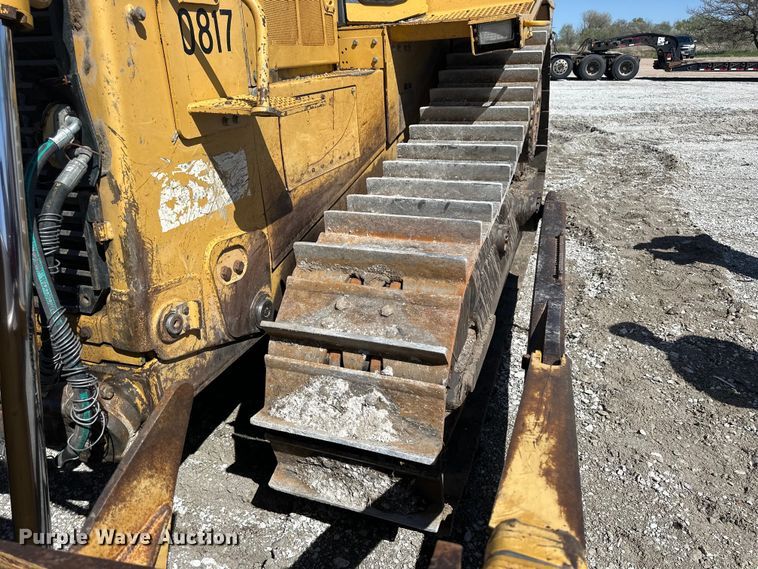 image for item OE9196 2000 Caterpillar  D7R dozer