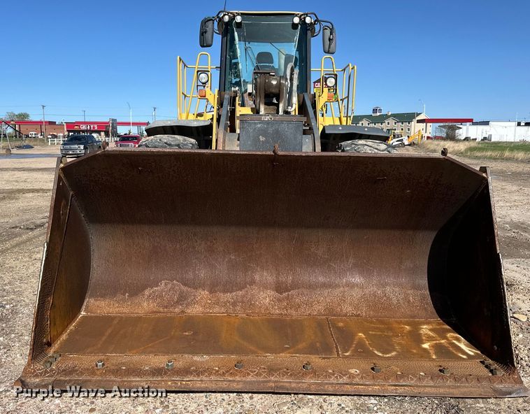 image for item OE9199 2011 John Deere  744K wheel loader