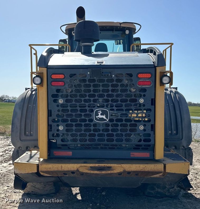 image for item OE9199 2011 John Deere  744K wheel loader