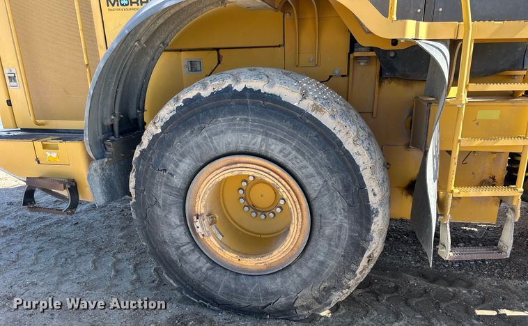 image for item OE9199 2011 John Deere  744K wheel loader