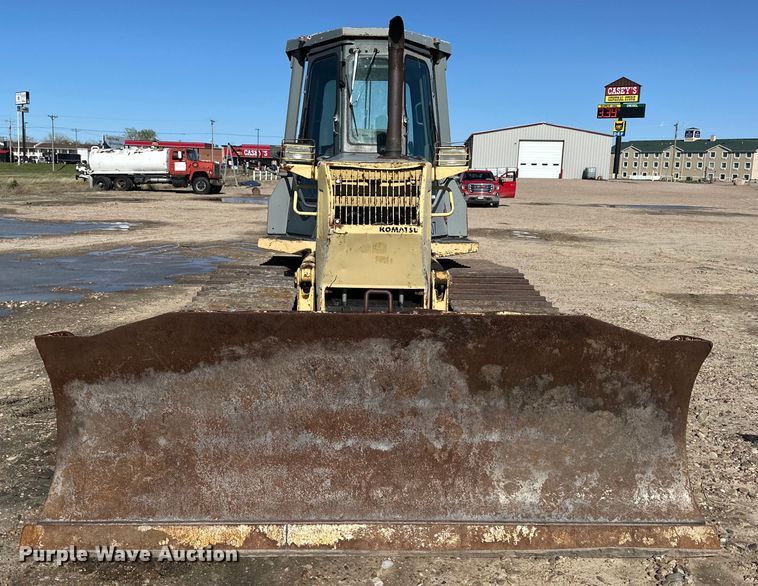 image for item OE9200 1999 Komatsu  D41P-6 dozer