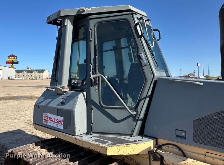 image for item OE9200 1999 Komatsu  D41P-6 dozer