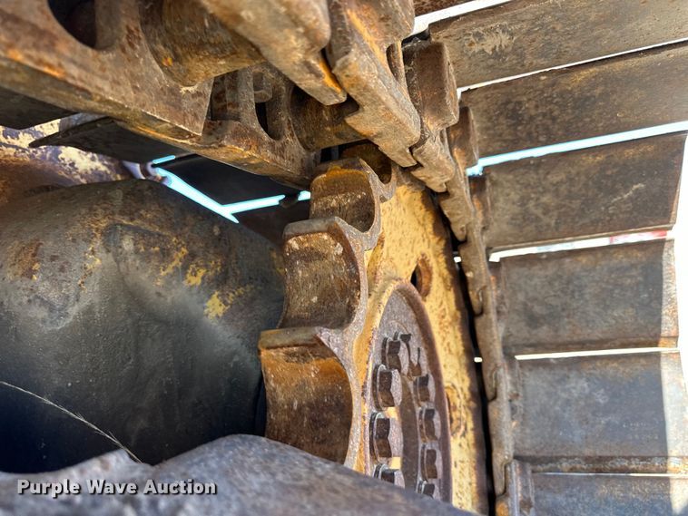 image for item OE9200 1999 Komatsu  D41P-6 dozer