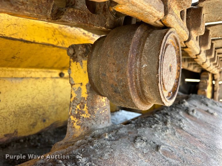 image for item OE9200 1999 Komatsu  D41P-6 dozer