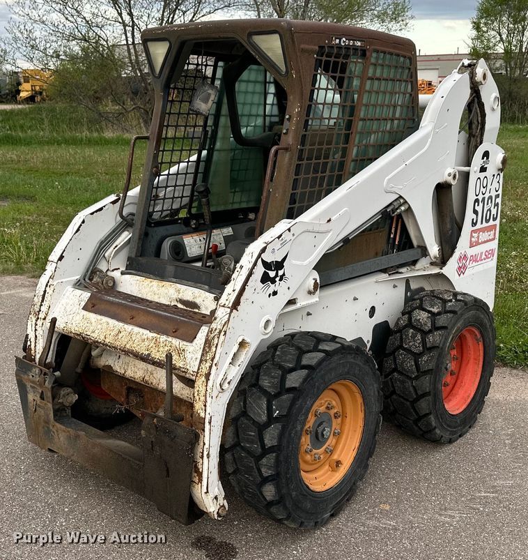 image for item OE9201 2008 Bobcat S185 skid steer loader