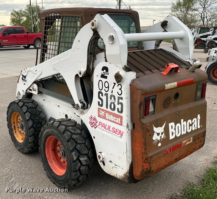 image for item OE9201 2008 Bobcat S185 skid steer loader