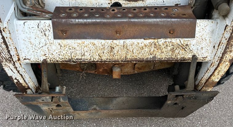 image for item OE9201 2008 Bobcat S185 skid steer loader