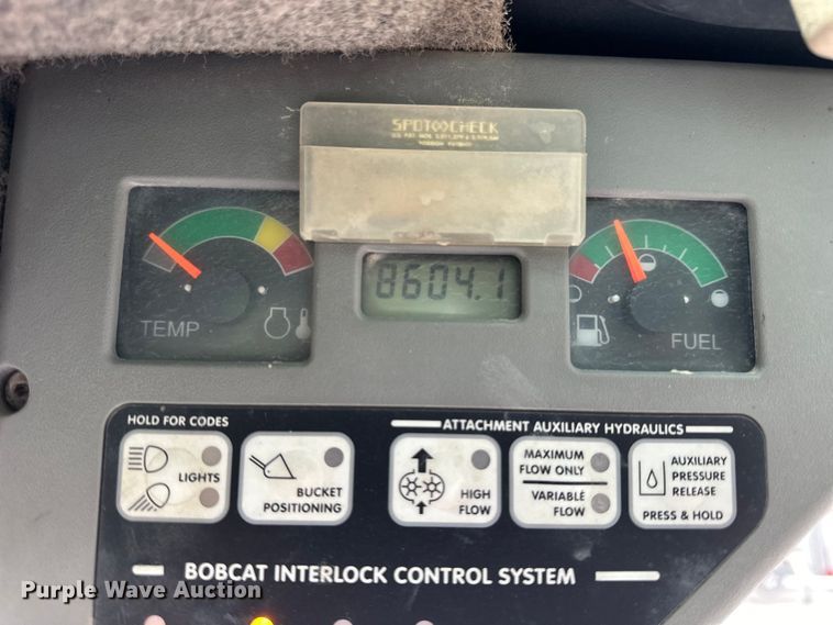 image for item OE9201 2008 Bobcat S185 skid steer loader