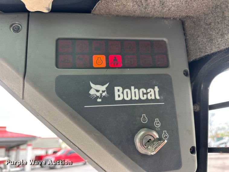image for item OE9201 2008 Bobcat S185 skid steer loader