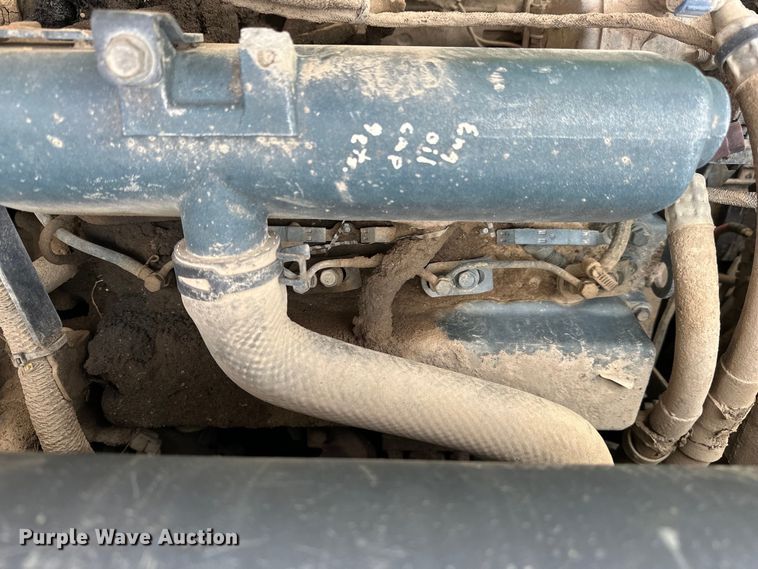 image for item OE9201 2008 Bobcat S185 skid steer loader