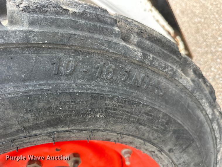 image for item OE9201 2008 Bobcat S185 skid steer loader