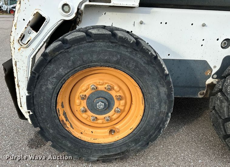 image for item OE9201 2008 Bobcat S185 skid steer loader