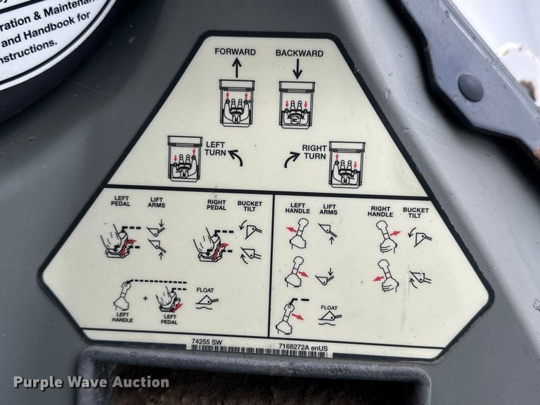 image for item OE9202 2016 Bobcat S590 skid steer loader