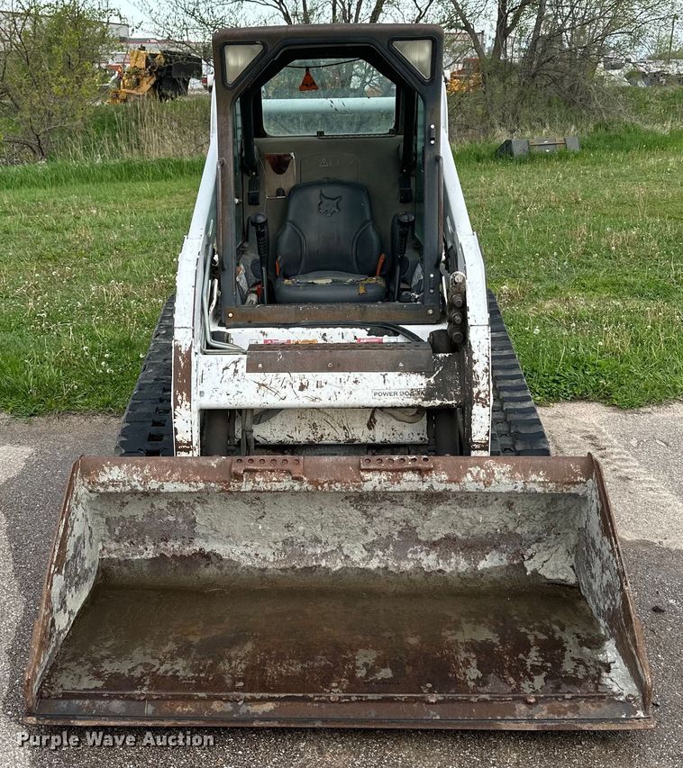 image for item OE9203 2008 Bobcat T190 tracked skid steer loader