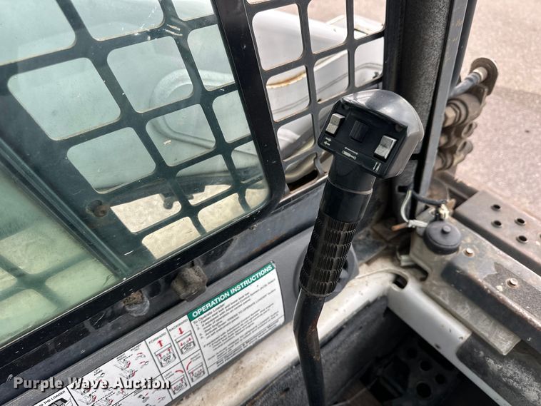 image for item OE9203 2008 Bobcat T190 tracked skid steer loader
