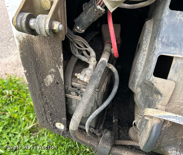 image for item OE9203 2008 Bobcat T190 tracked skid steer loader