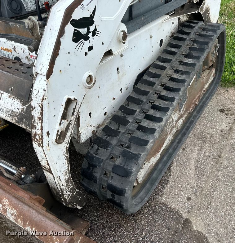 image for item OE9203 2008 Bobcat T190 tracked skid steer loader